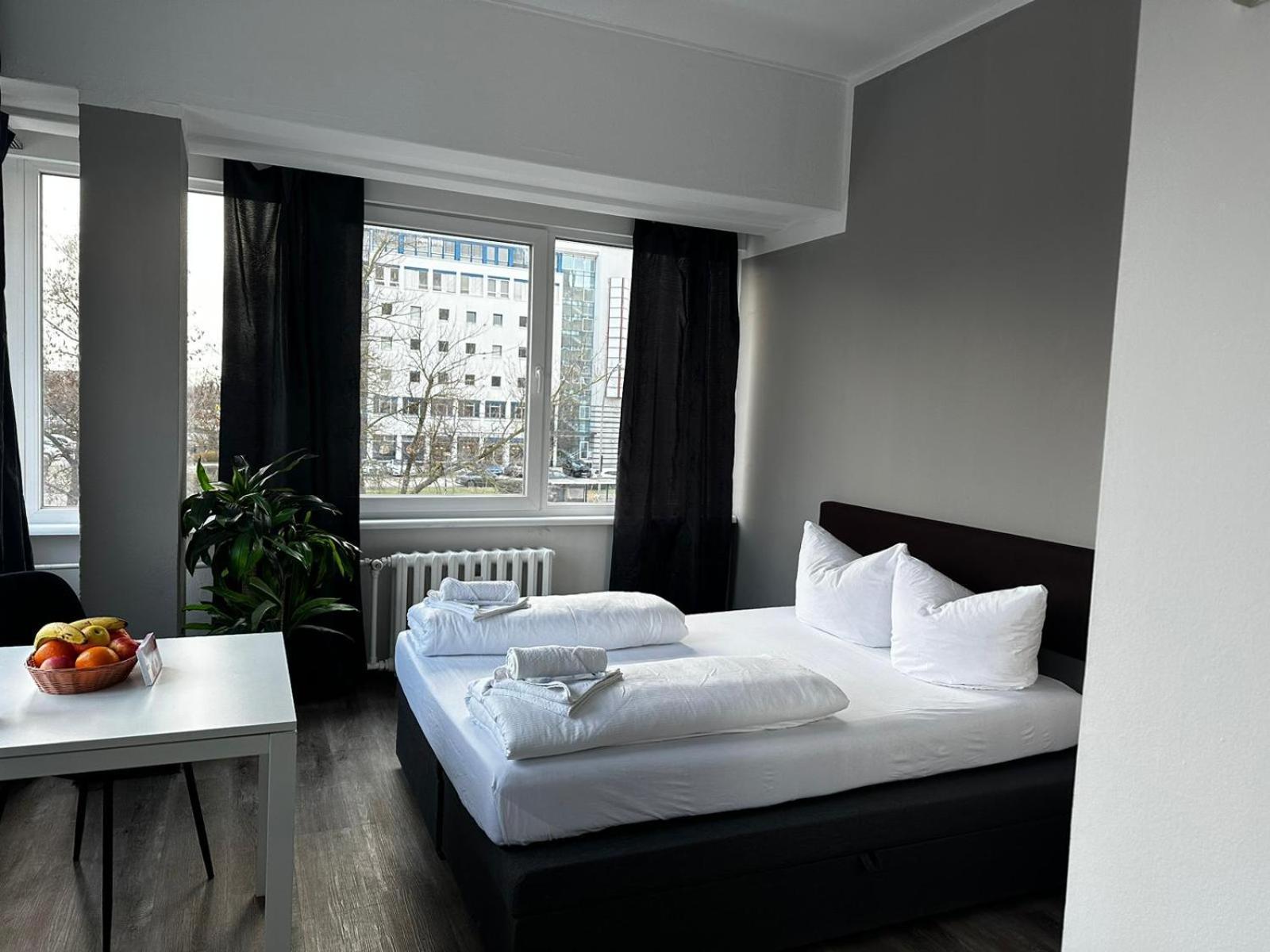 Ootel.Com Berlin Luaran gambar