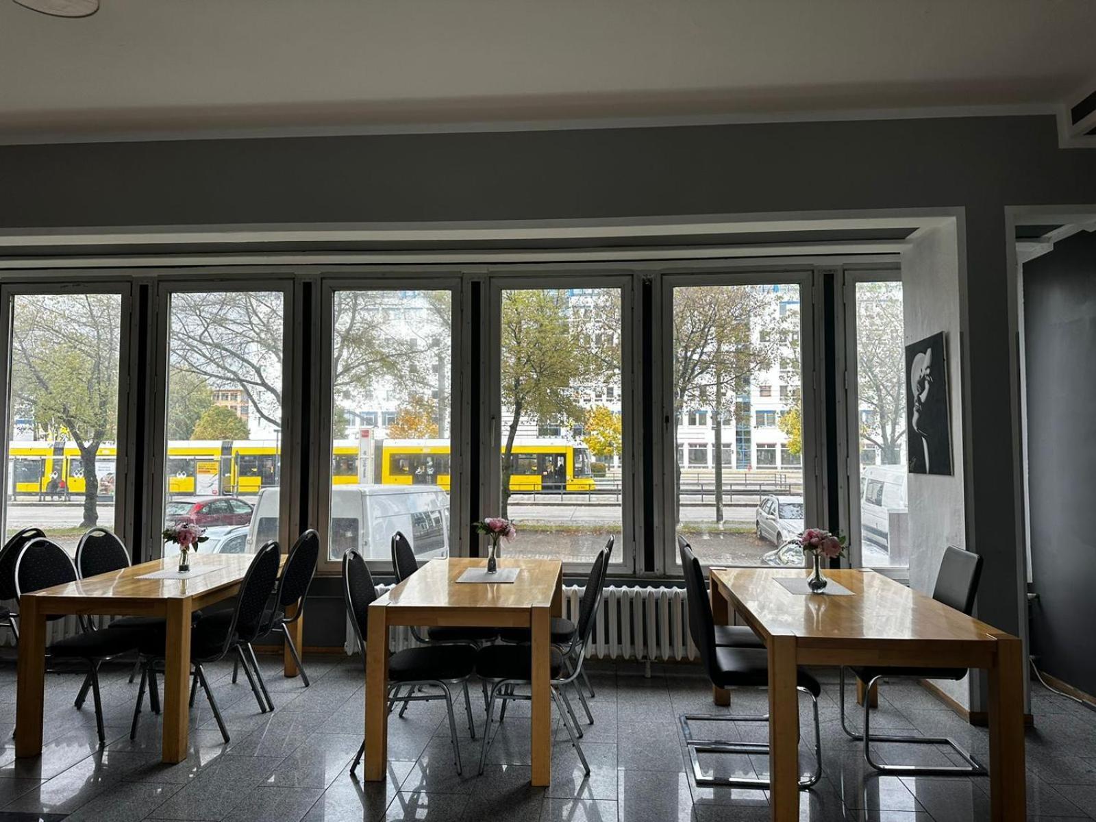 Ootel.Com Berlin Luaran gambar