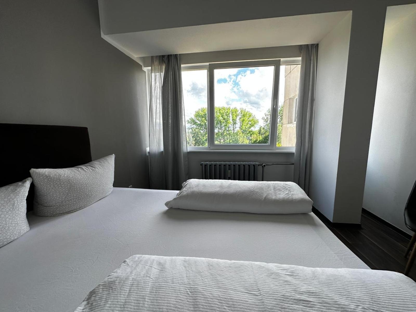 Ootel.Com Berlin Luaran gambar