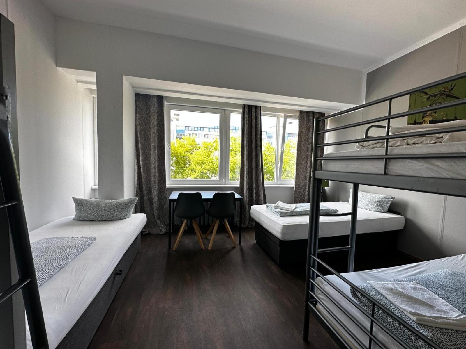 Ootel.Com Berlin Luaran gambar